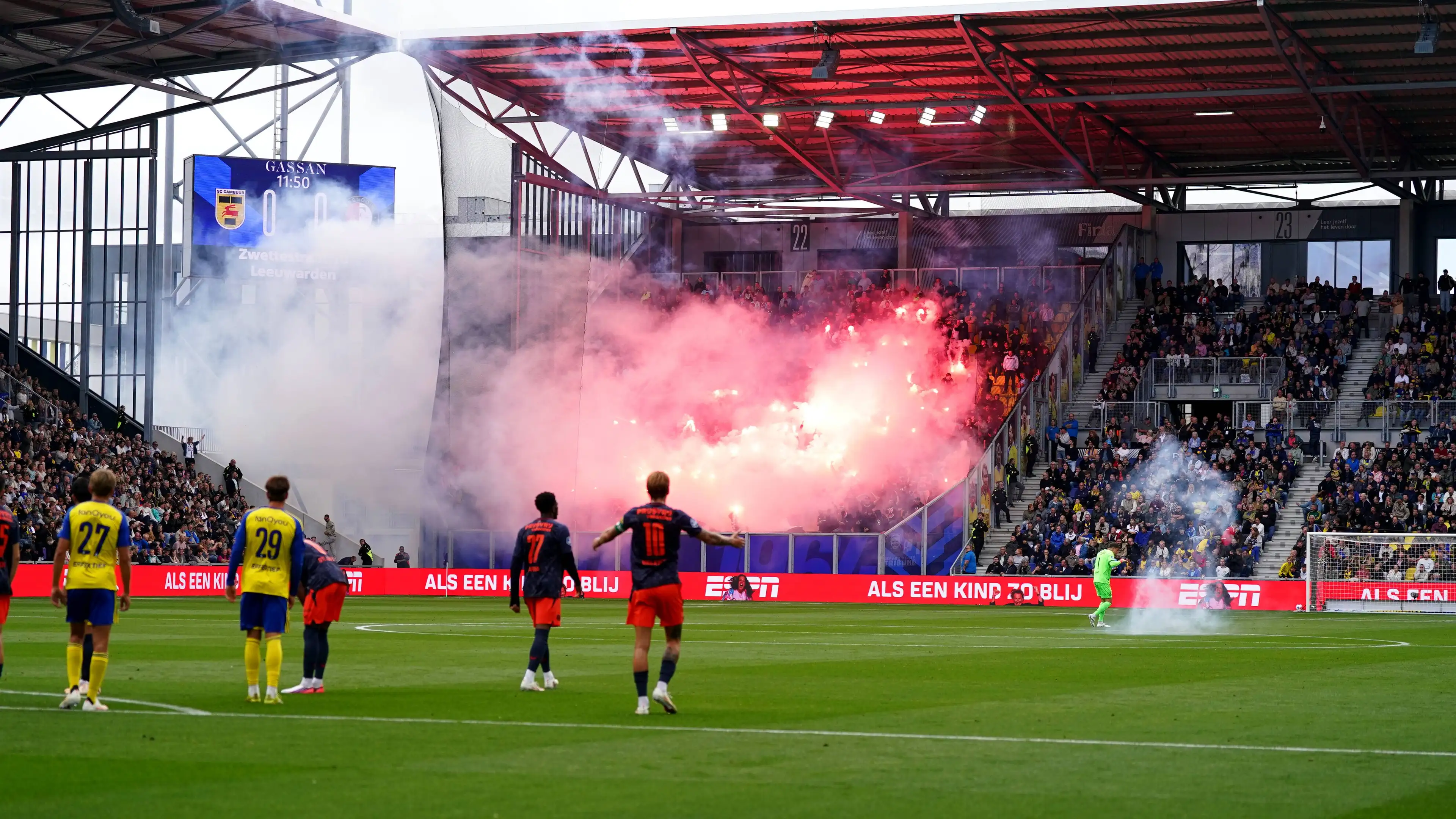 Nijmegen menyiapkan langkah sangat tegas terhadap suporter Feyenoord
