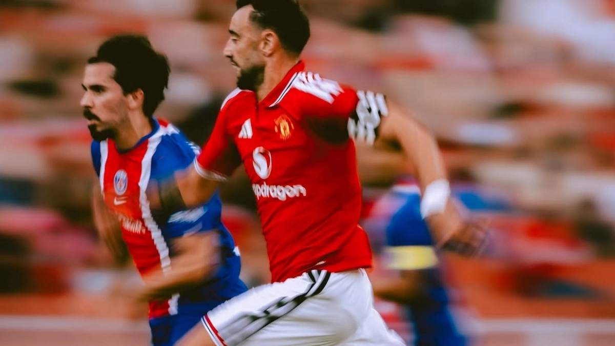 MU Dibantai 1-4, Rooney Desak Carrick Berani Cadangkan Bruno Fernandes