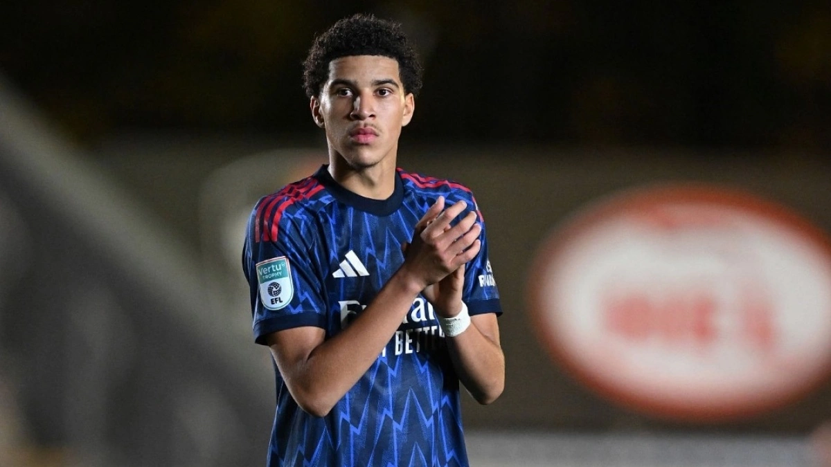 Tanda Segera Gabung Timnas Indonesia, Demiane Agustien Pamer Jersey Calvin Verdonk