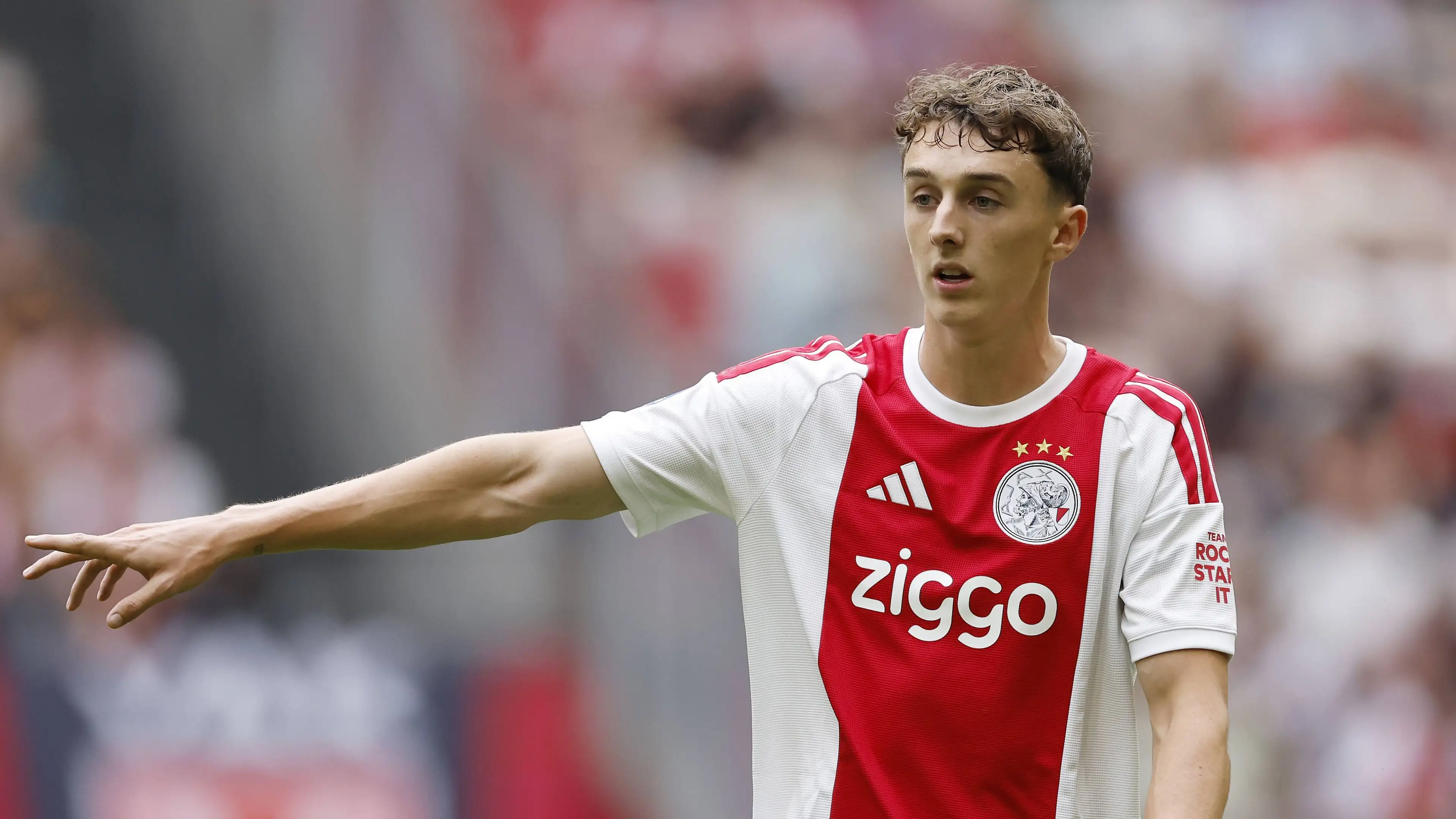 Youri Baas masih bisa hengkang dari Ajax: klub pertama menunjukkan minat