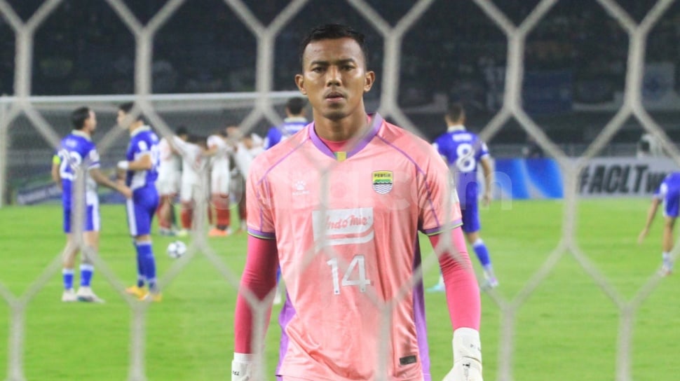Jadi MVP Persib vs FC Seoul, Teja Paku Alam Catat 5 Penyelamatan Penting