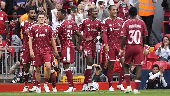 Masih Tentang Empat Besar Lagi, Liverpool
