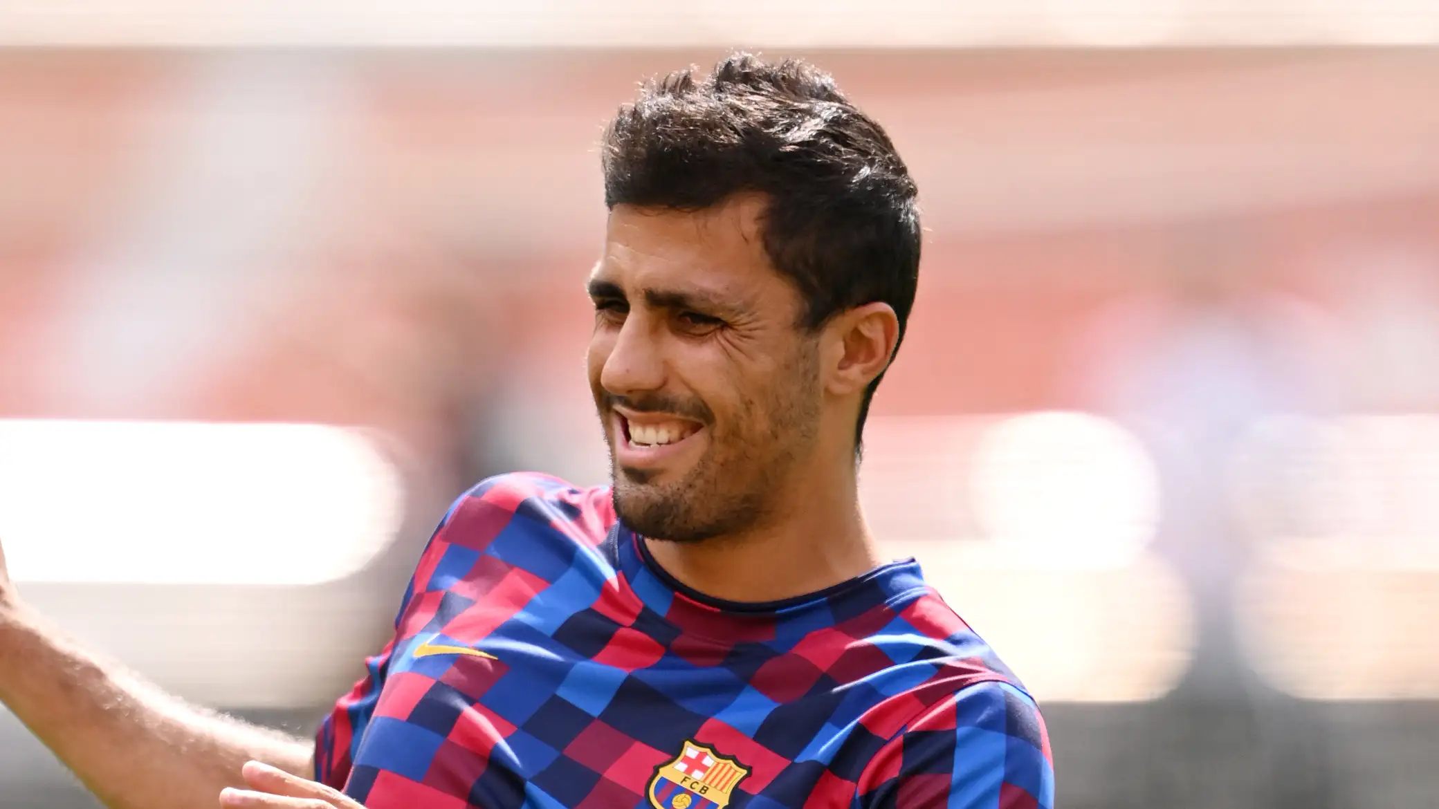 Usai penghinaan: pelatih Valencia menanggapi permintaan maaf Rodri
