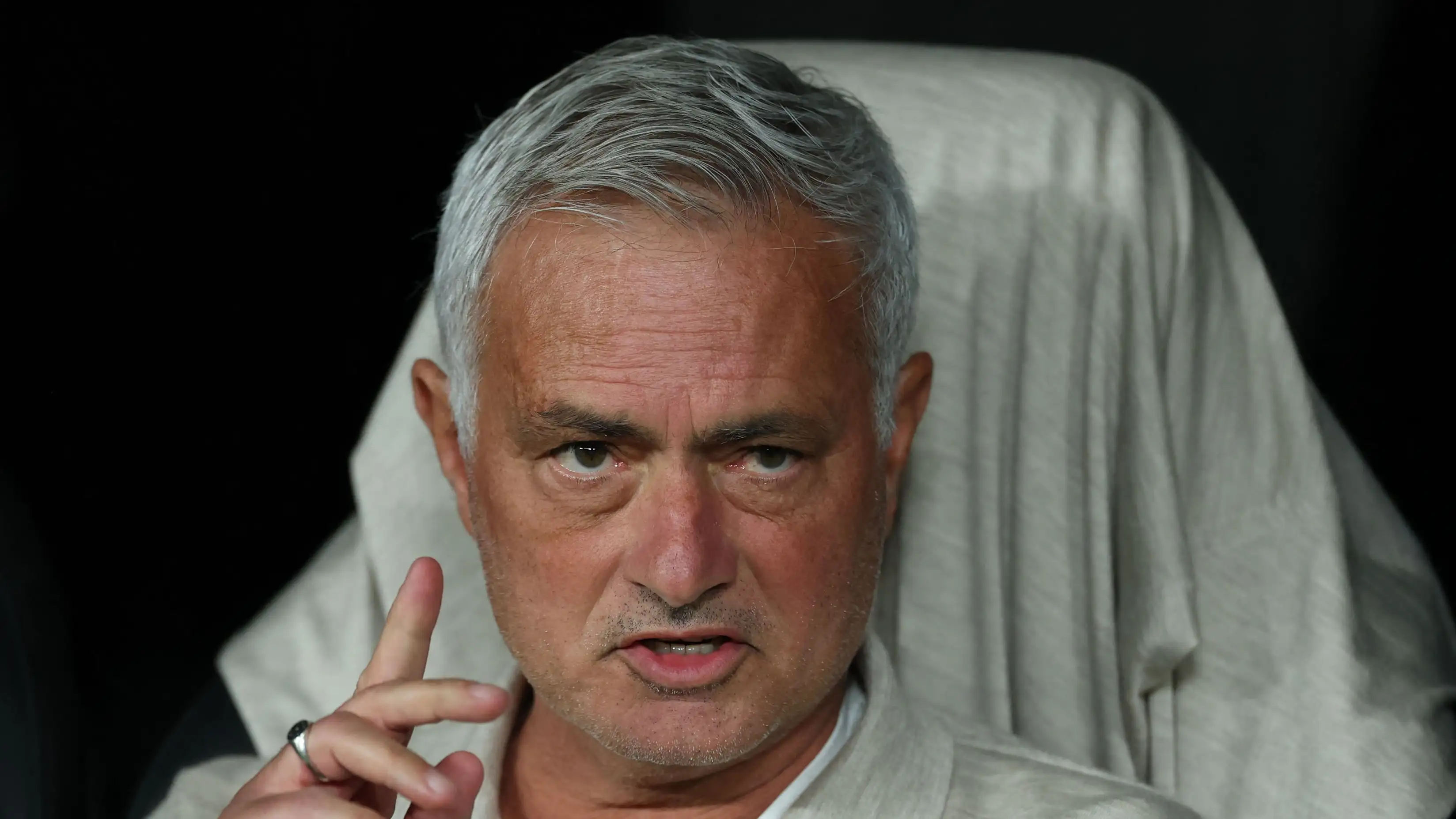 Mantan pelatih Real Madrid mengejutkan Mourinho dengan pernyataan mengejutkan