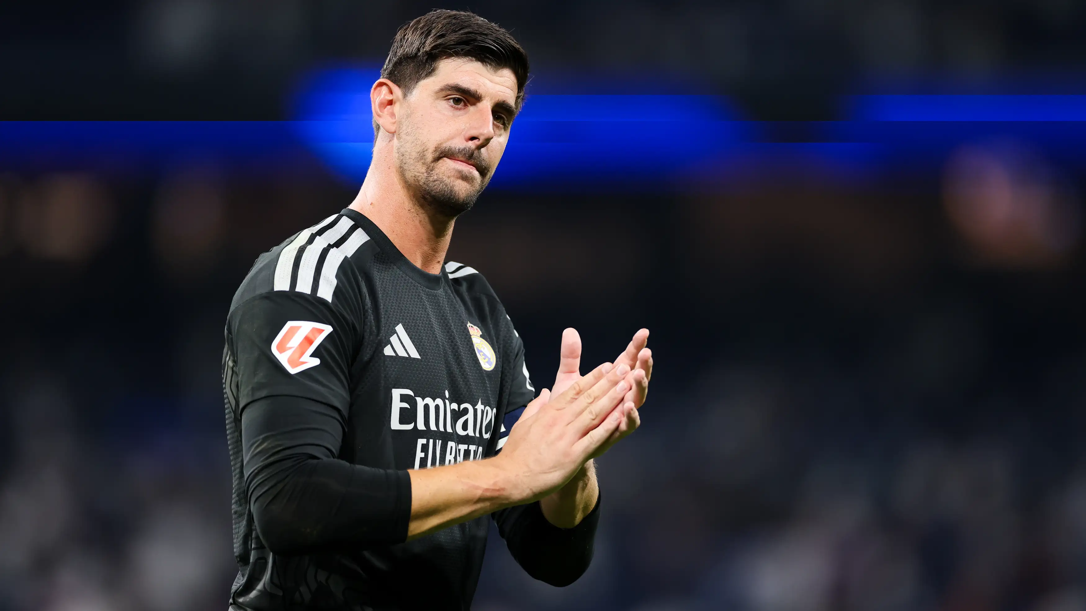 Van Bommel Awali Tugasnya dengan "Kejutan Courtois", Daftar Belgia Ungkap Beberapa Kejutan