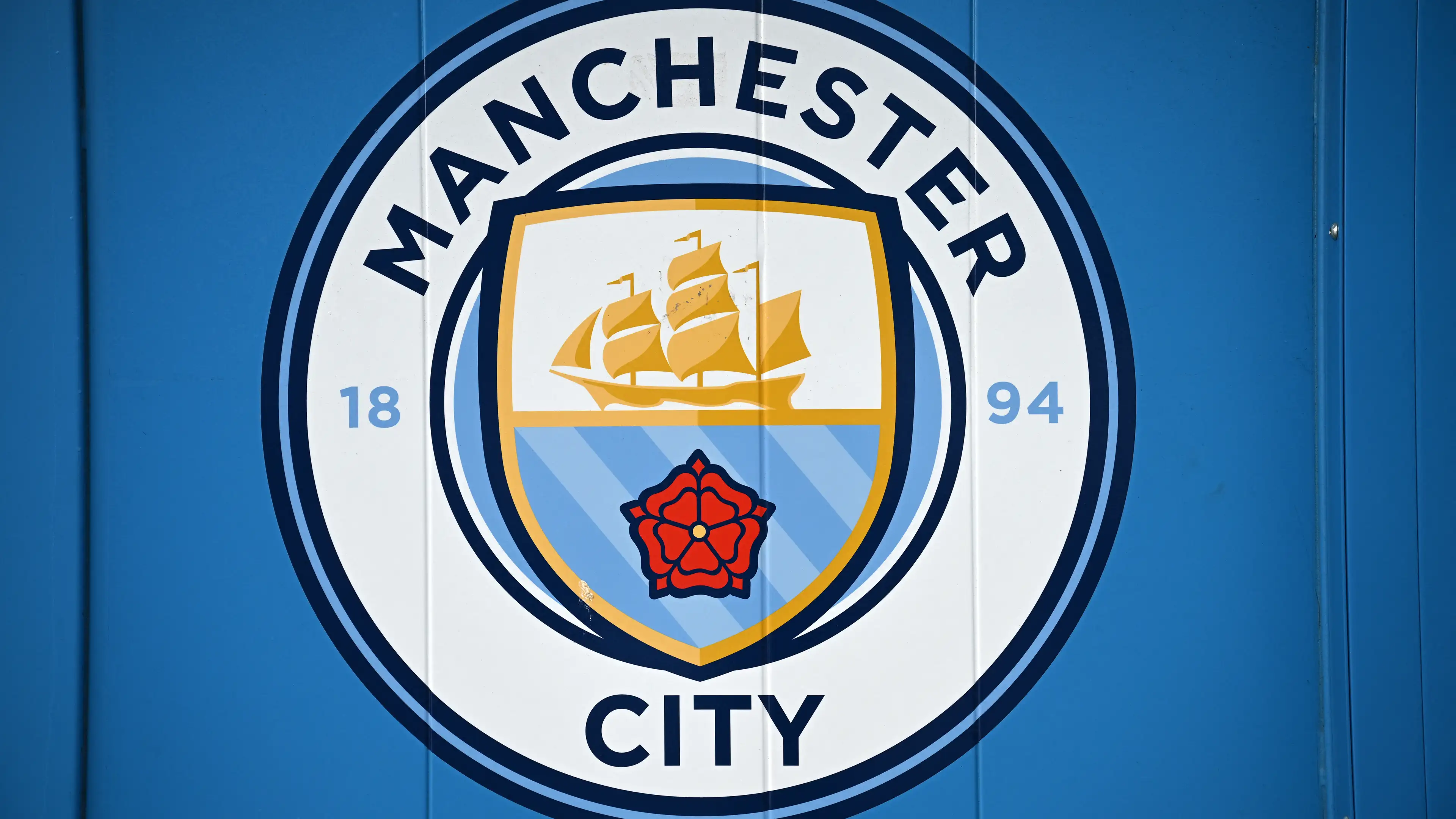 Serangan balik: sponsor Manchester City mengancam akan menuntut Liga Primer