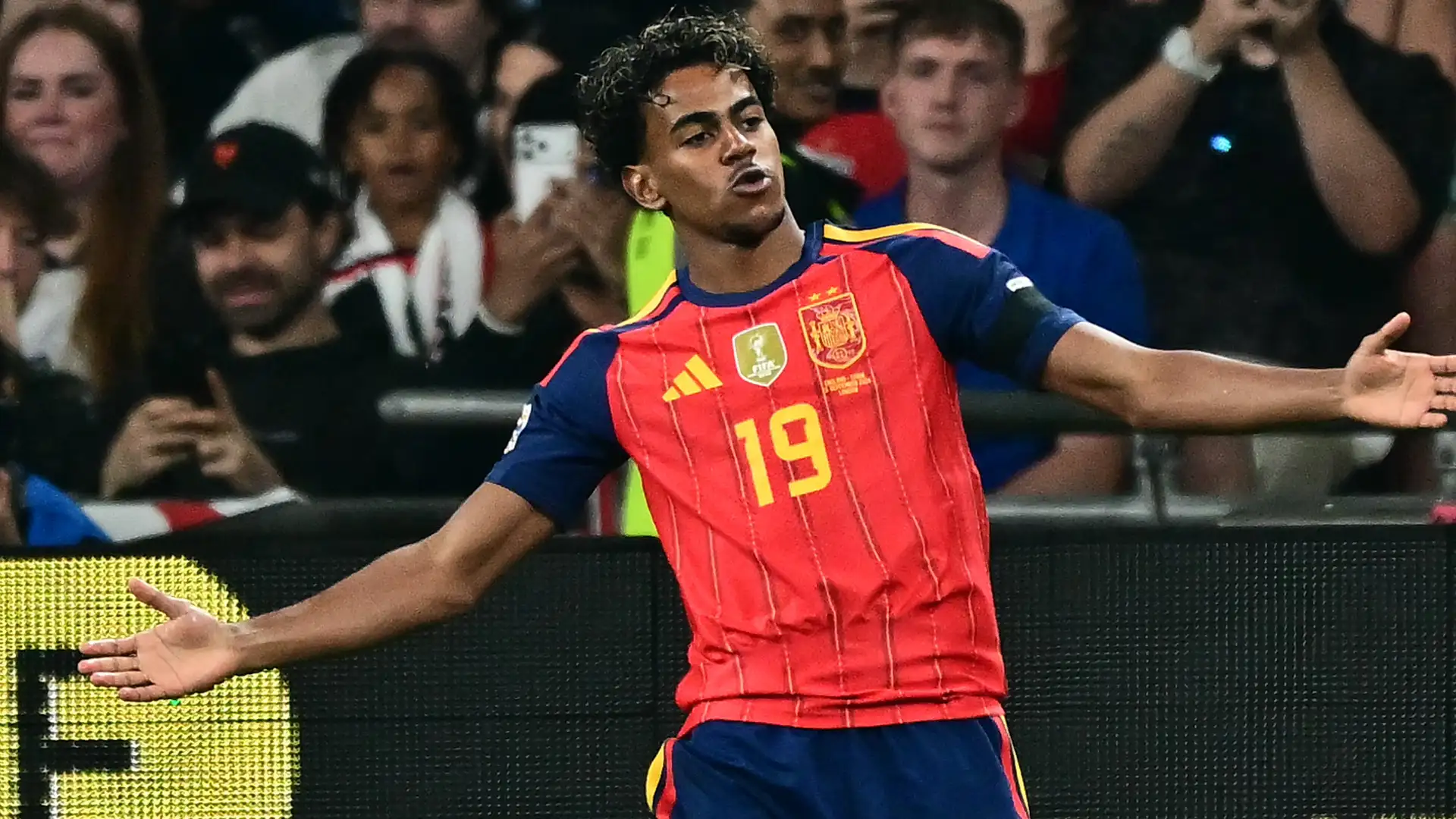 Hal seperti ini sudah hampir 70 tahun tidak terjadi pada Inggris! Lamine Yamal mengejutkan Wembley dan Thomas Tuchel