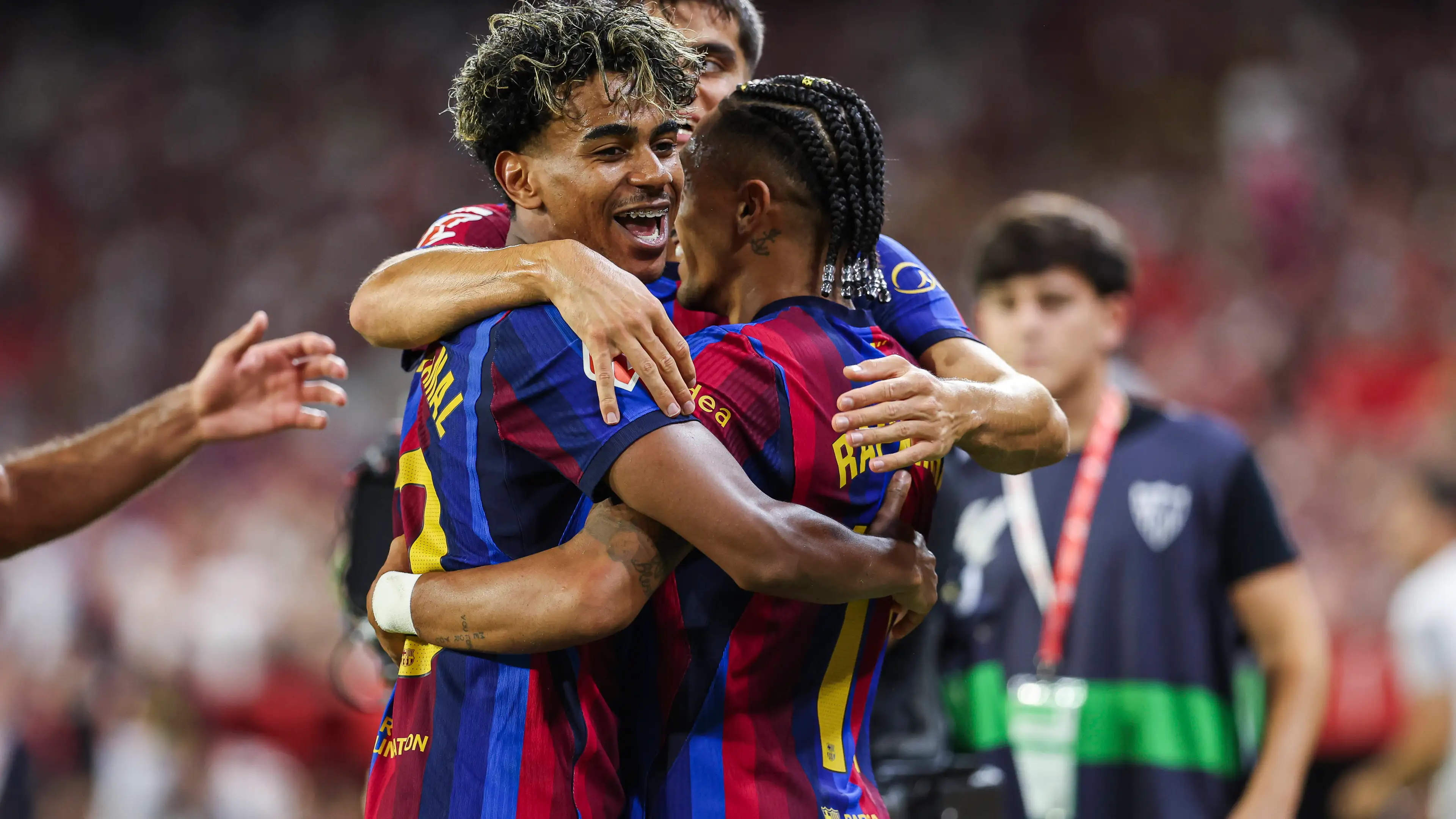 FC Barcelona meraih pencapaian besar dan berhasil mendapatkan tanda tangan yang sangat diincar