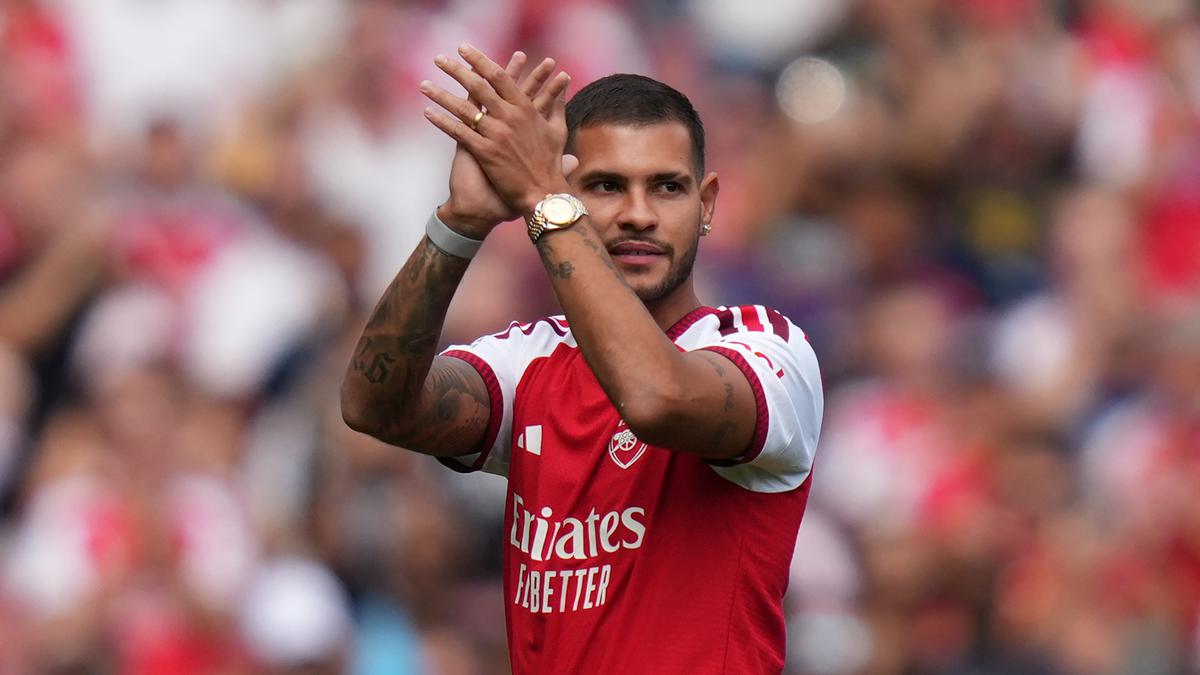 Bruno Guimaraes Dapat Peringatan soal Persaingan di Arsenal