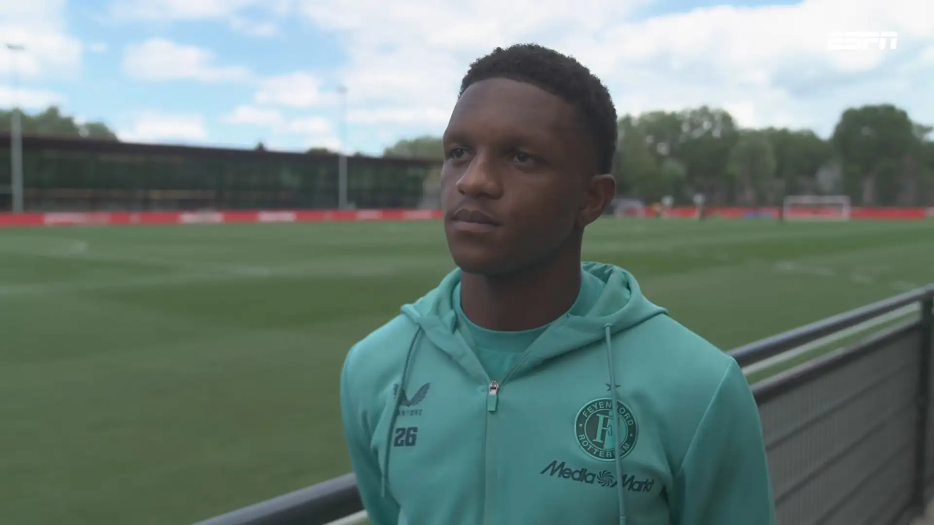 Bintang Feyenoord Read pecah suara usai transfer besar yang gagal: "Tampaknya saya..."
