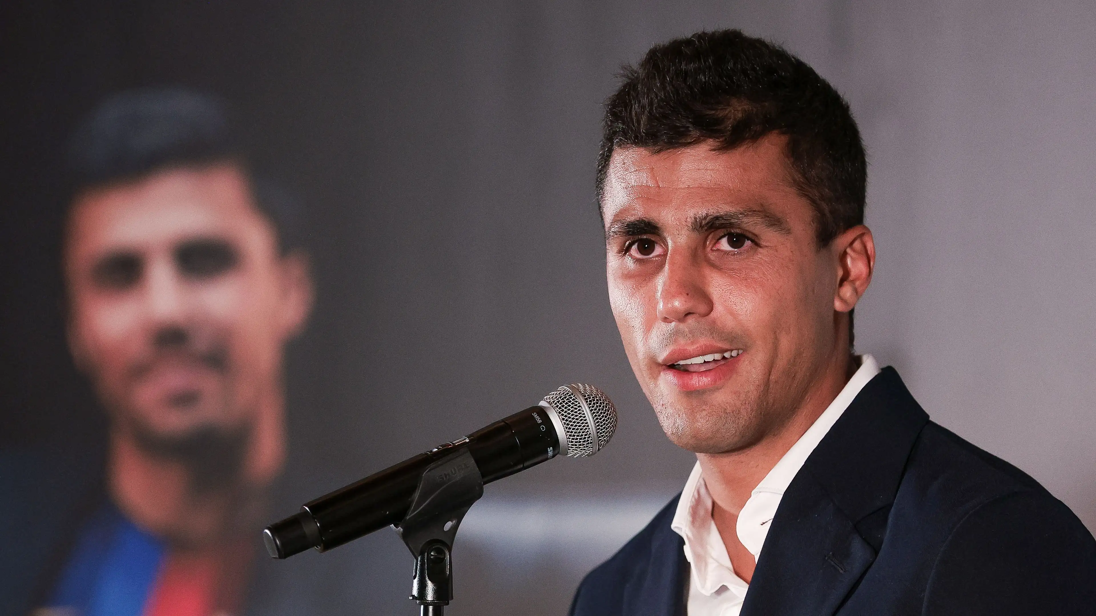 Serangan Kubu Madrid ke Rodri Usai Menolak Real: Kamu Menyia-nyiakan Surga, dan Tak akan Menang Liga Champions!