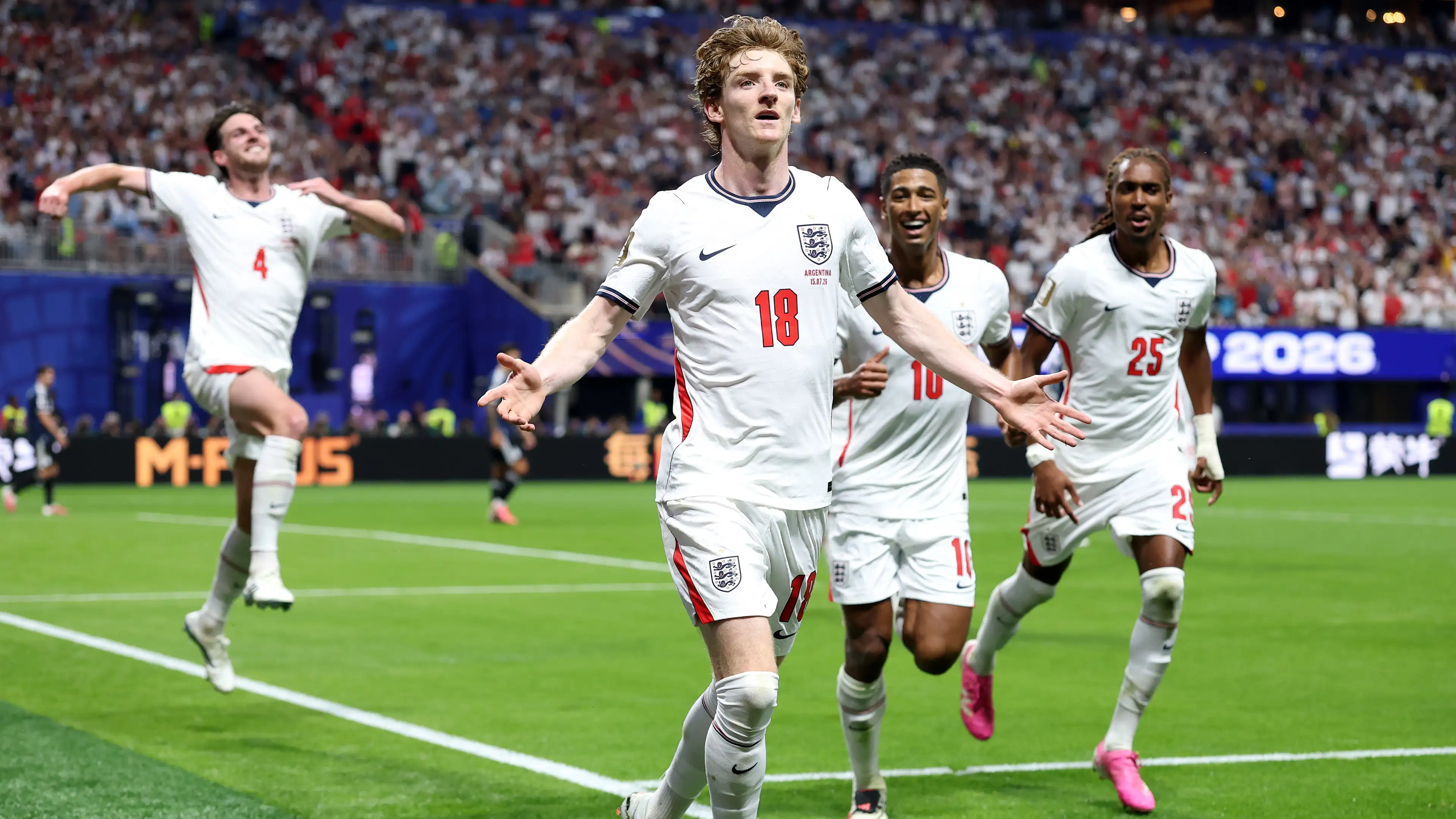 Gordon: Kami orang Inggris, kami harus berhenti mencoba meniru Spanyol