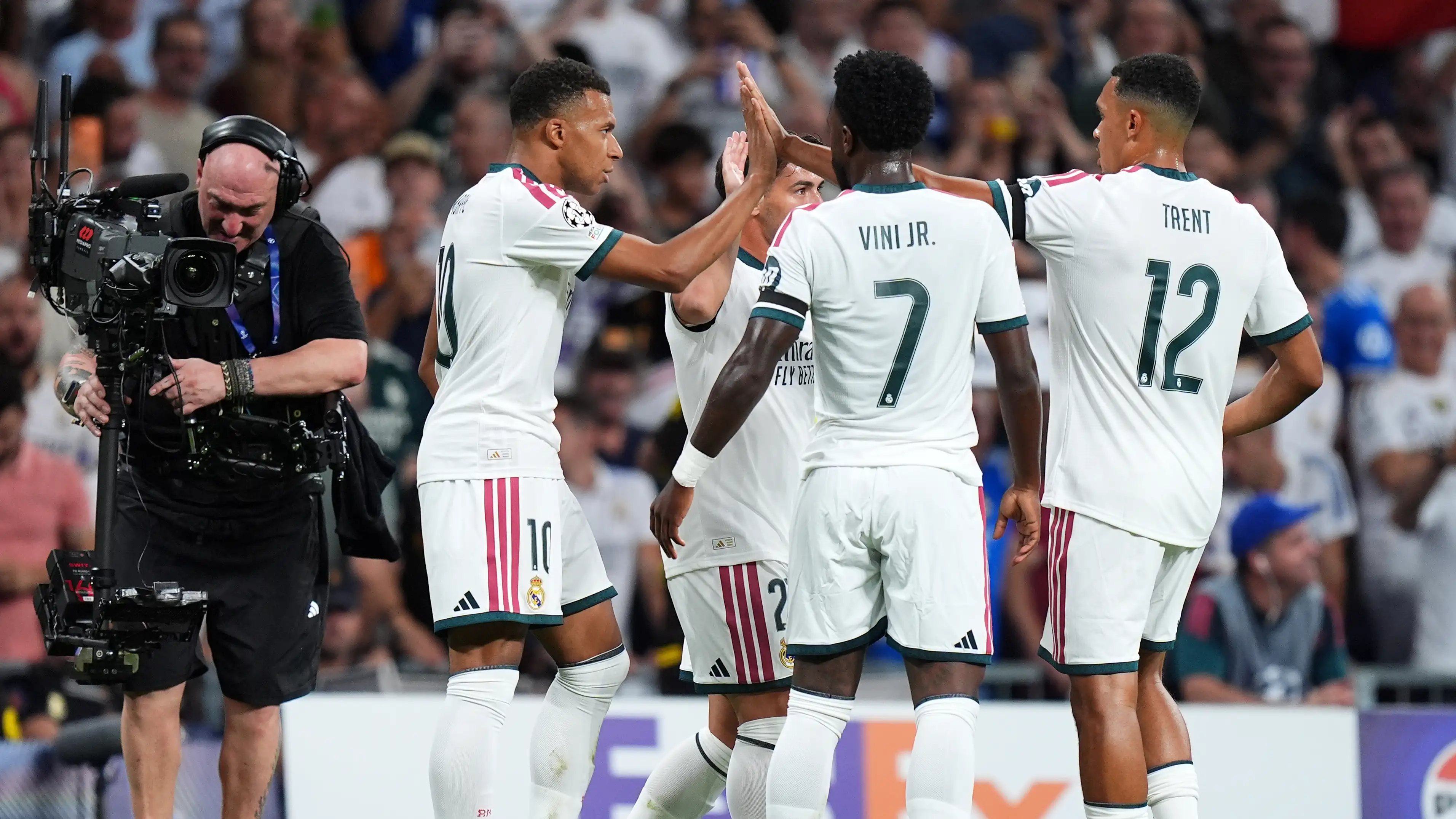 Situasi tak terduga: masa depan Arnold bersama Real Madrid menggantung di udara