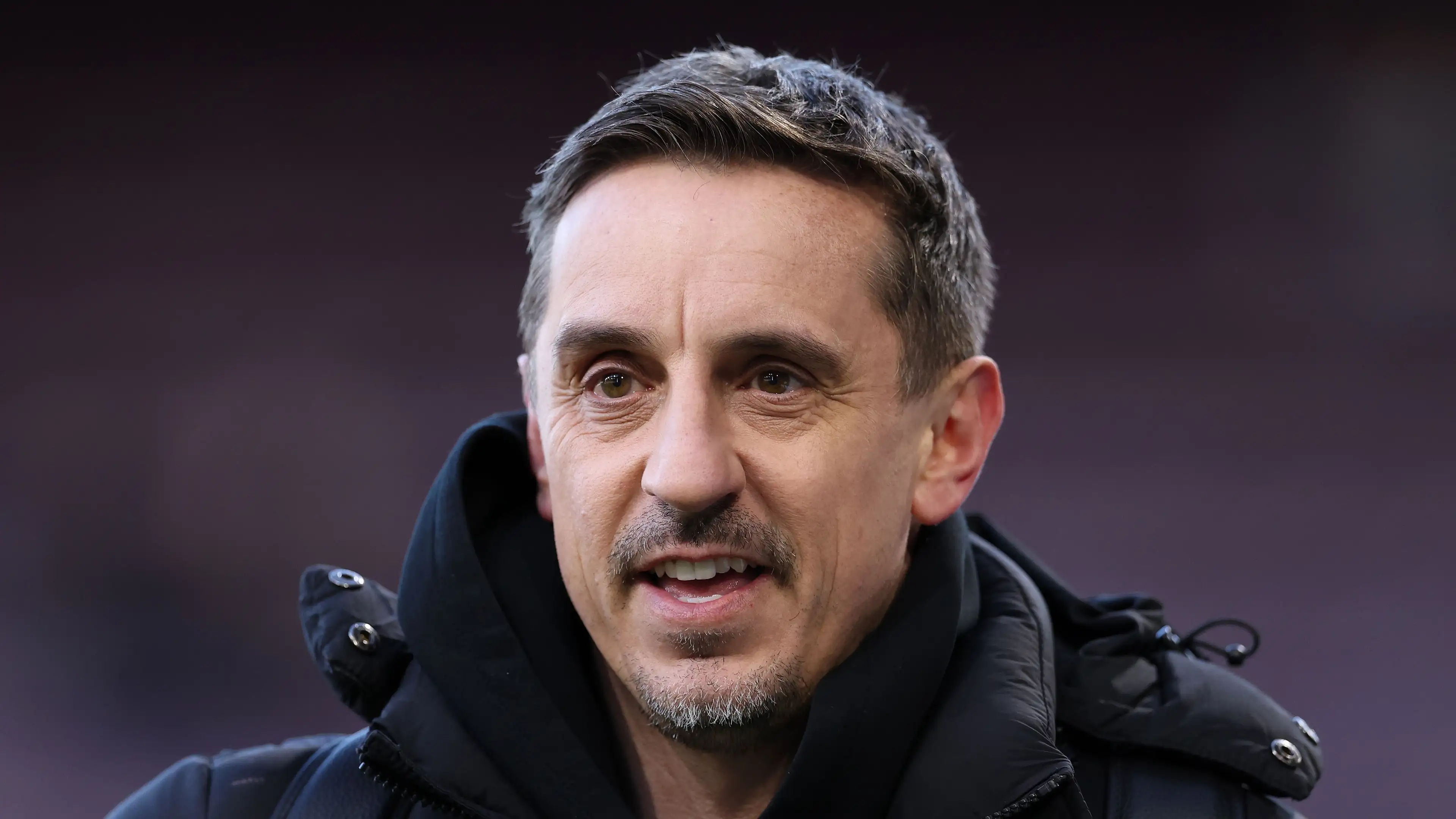 "Awan besar mengancam Premier League": Neville memperingatkan bencana yang membayangi Manchester City