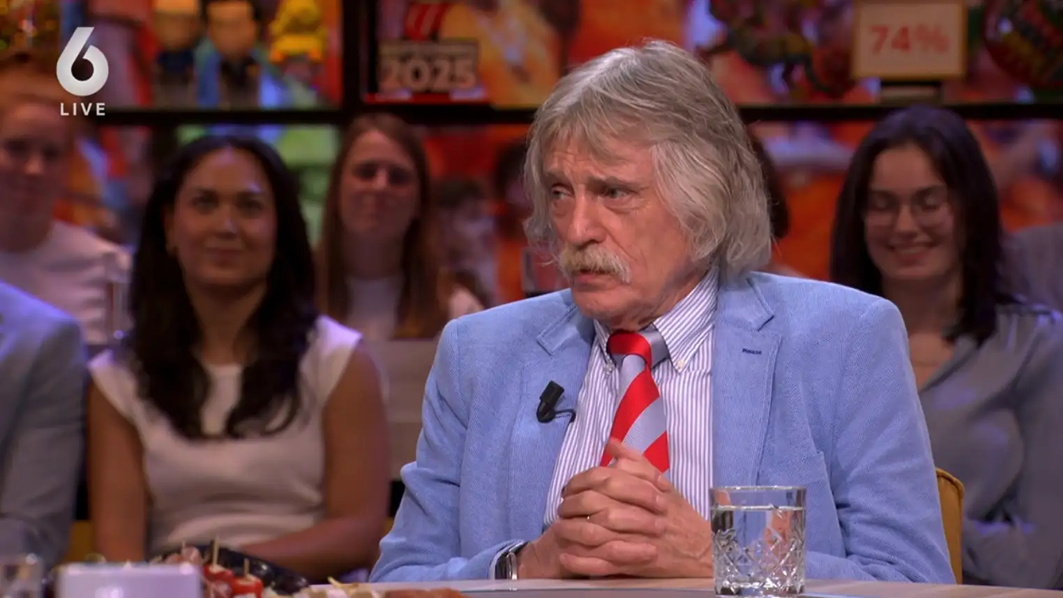 Johan Derksen: "Orang jadi bertanya-tanya mengapa KNVB tidak menunjuknya sebagai pelatih tim nasional Belanda"