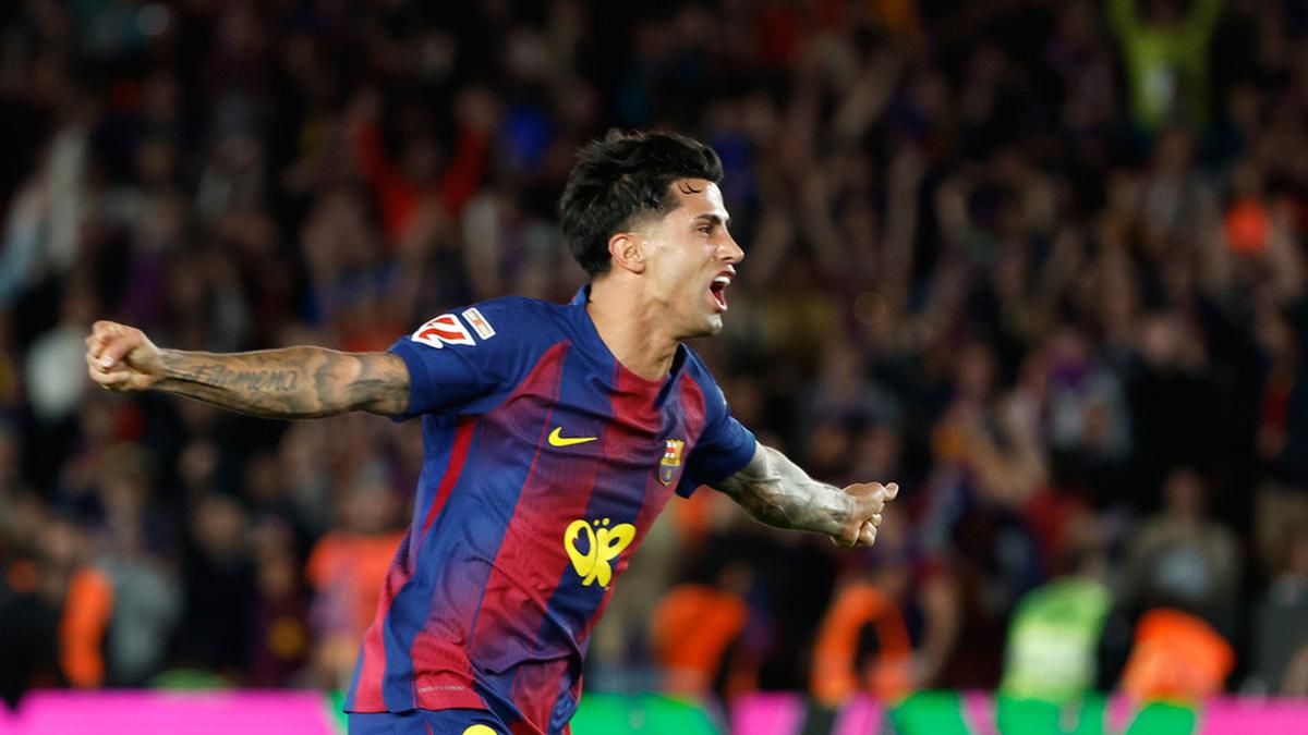 Barcelona Permanenkan Joao Cancelo, Misi Besar Langsung Dicanangkan