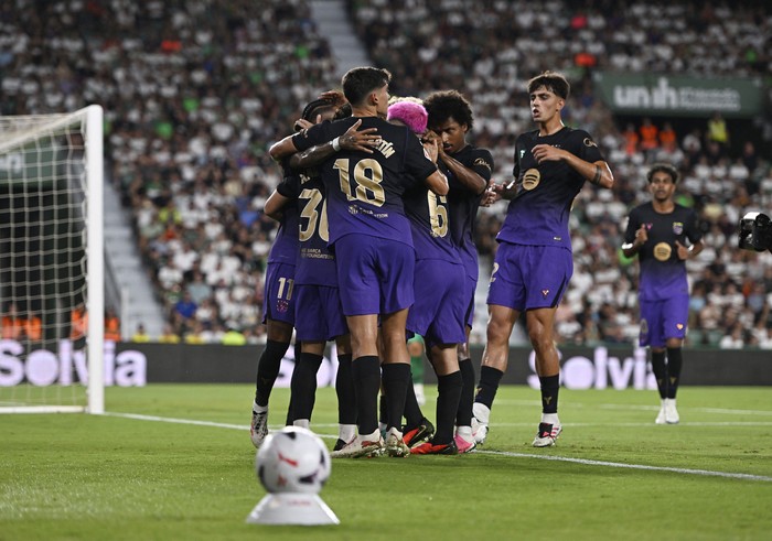 Elche Vs Barcelona: Juara Bertahan Pesta Gol 5-0