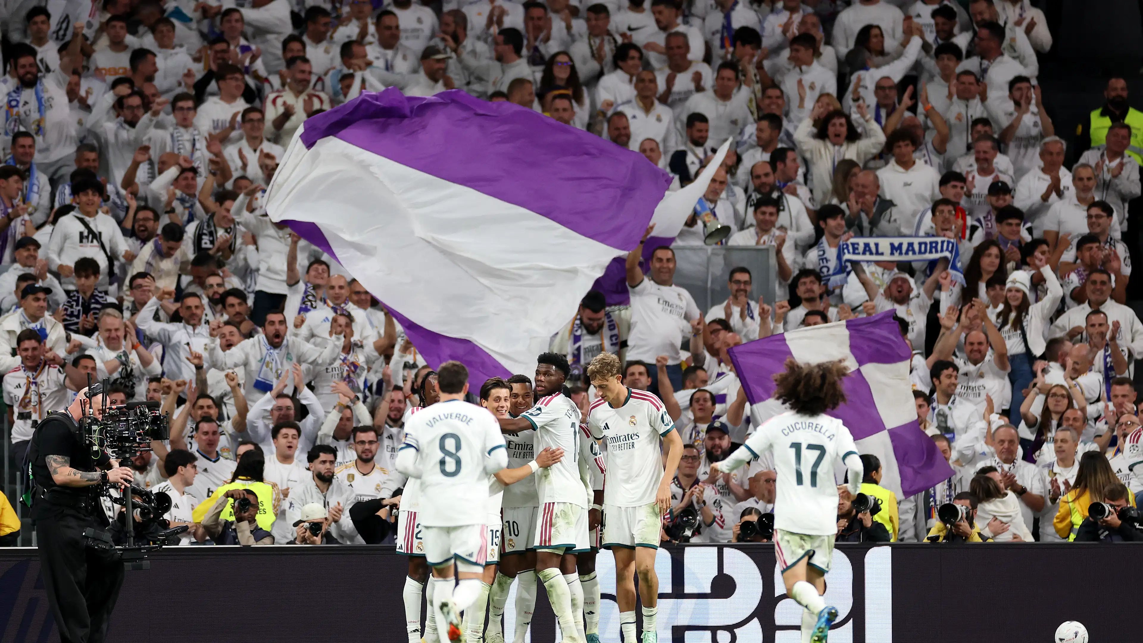 Video: Real Madrid tampil "tanpa Vinicius", dan "siulan kontroversial" mengusik pesta di Bernabeu