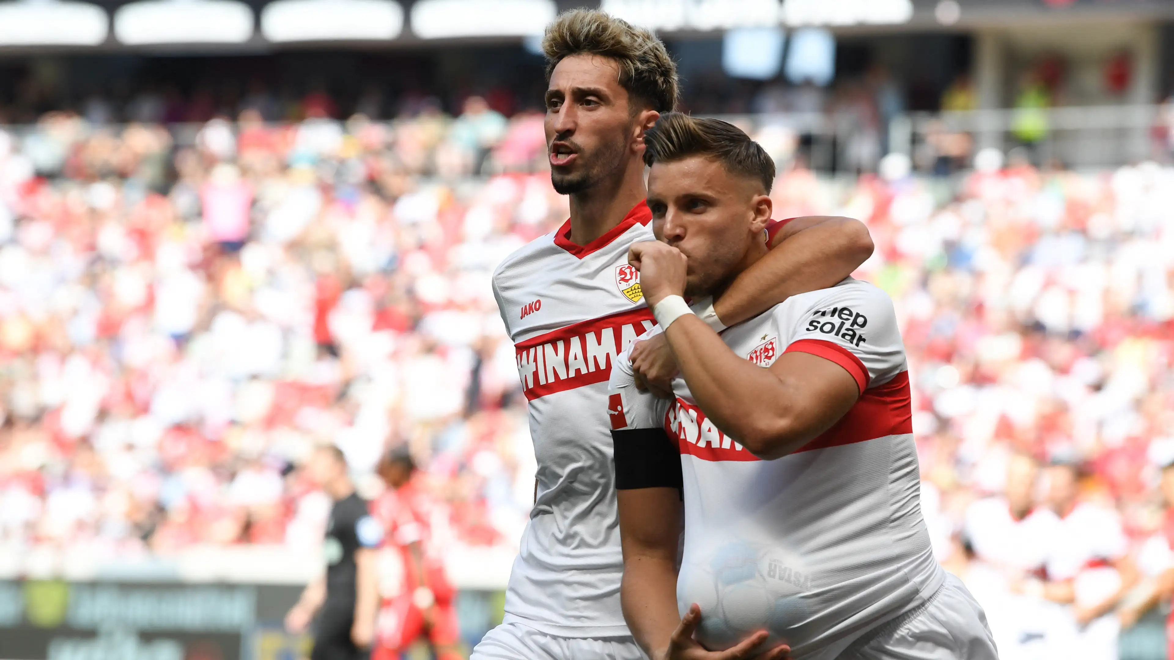 Meski didegradasi oleh Sebastian Hoeneß: bintang VfB Stuttgart kabarnya menolak tawaran besar dari Arab Saudi