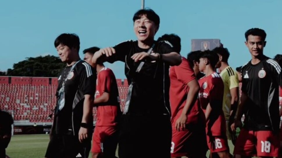 Shin Tae-yong Menggema di Stadion GBK, Kevin Diks Tidak Senang