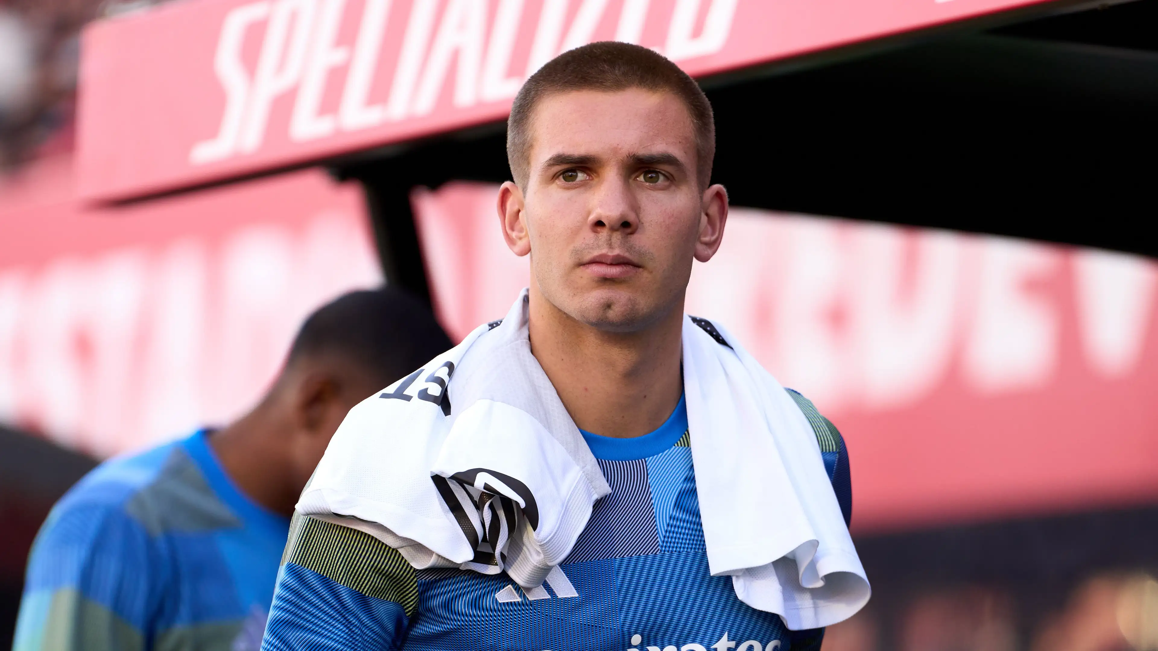 Real Madrid meminjamkan Franco Mastantuono dan melakukan pembicaraan positif dengan Vinícius Júnior