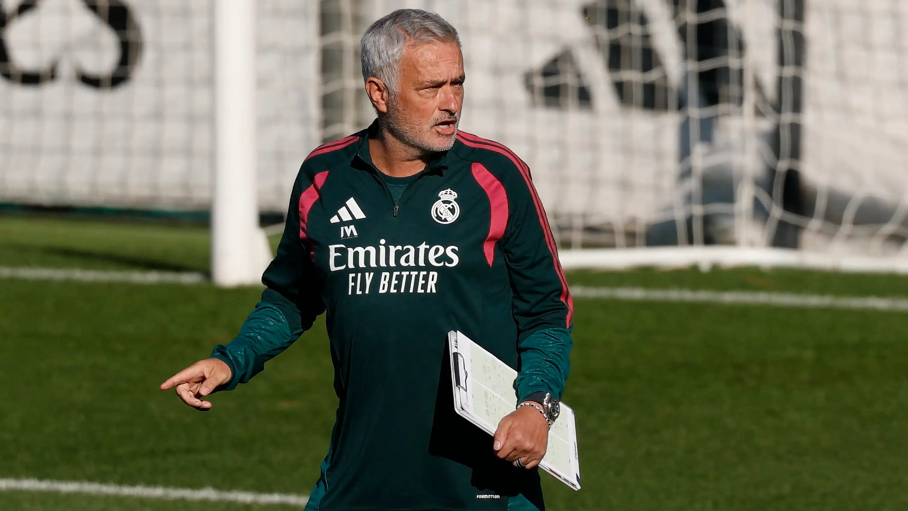 Mourinho siapkan kejutan taktis di laga Clasico