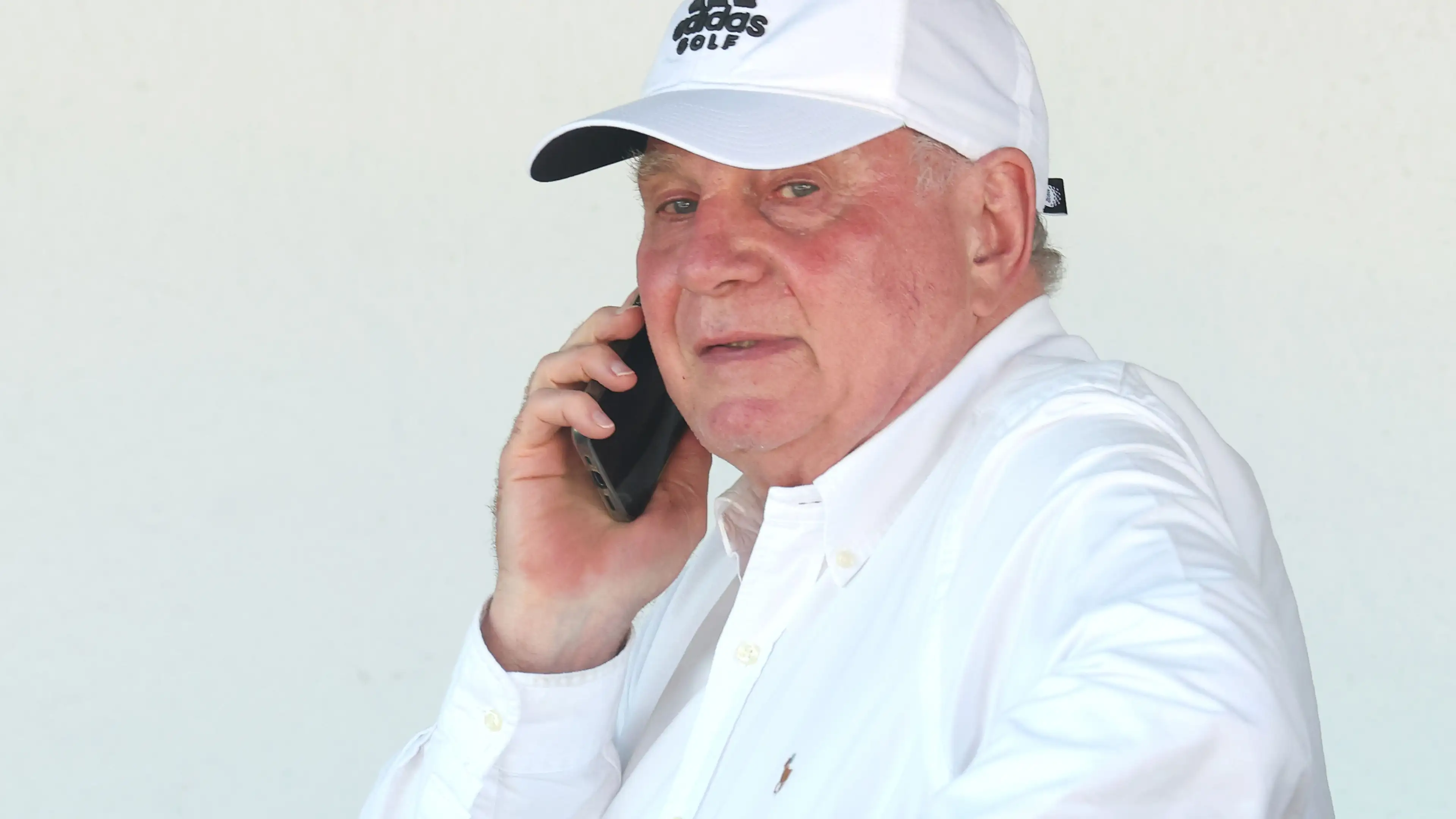 "Itu tidak kami sukai": patron Bayern Uli Hoeneß jelaskan perubahan arah pada Max Eberl